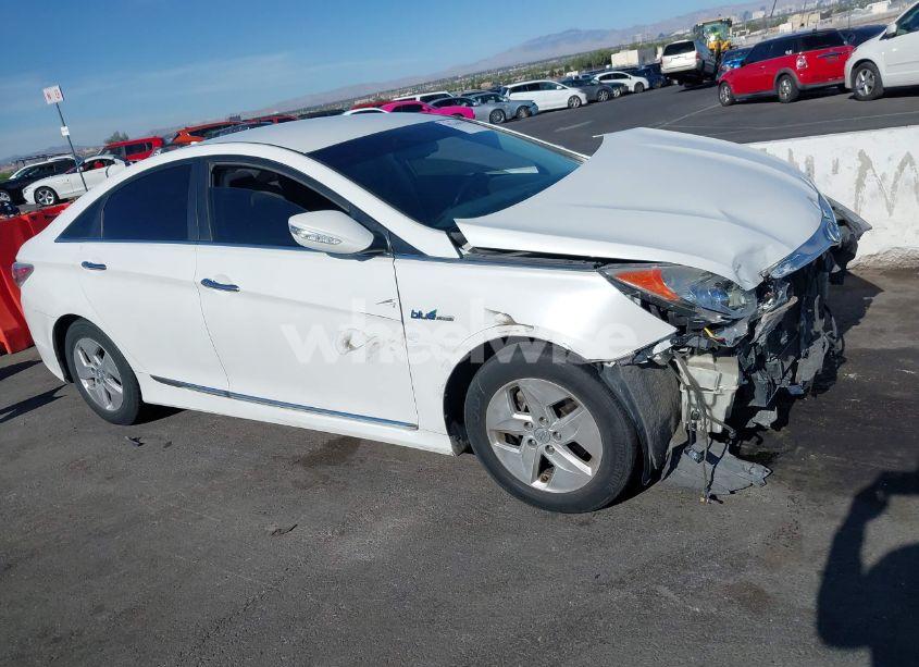 Photo 14 of 2012 Hyundai Sonata HYBRID (VIN KMHEC4A42CA029662)