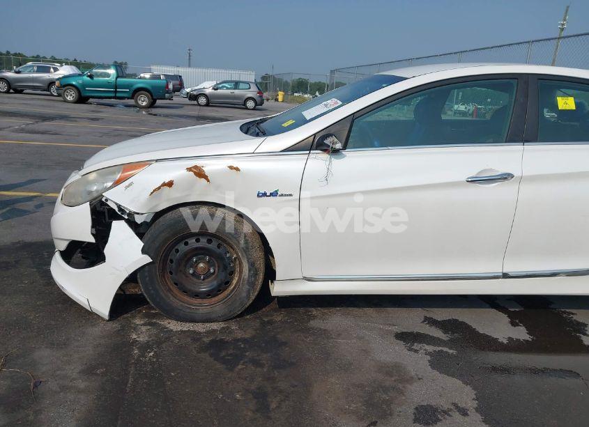 Photo 16 of 2012 Hyundai Sonata HYBRID (VIN KMHEC4A42CA037678)