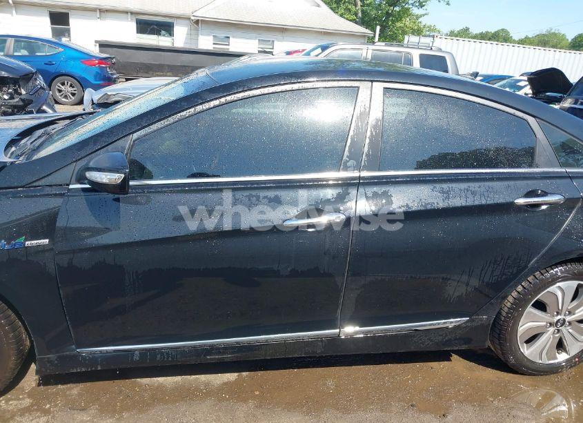 Photo 14 of 2013 Hyundai Sonata HYBRID LIMITED (VIN KMHEC4A42DA072884)