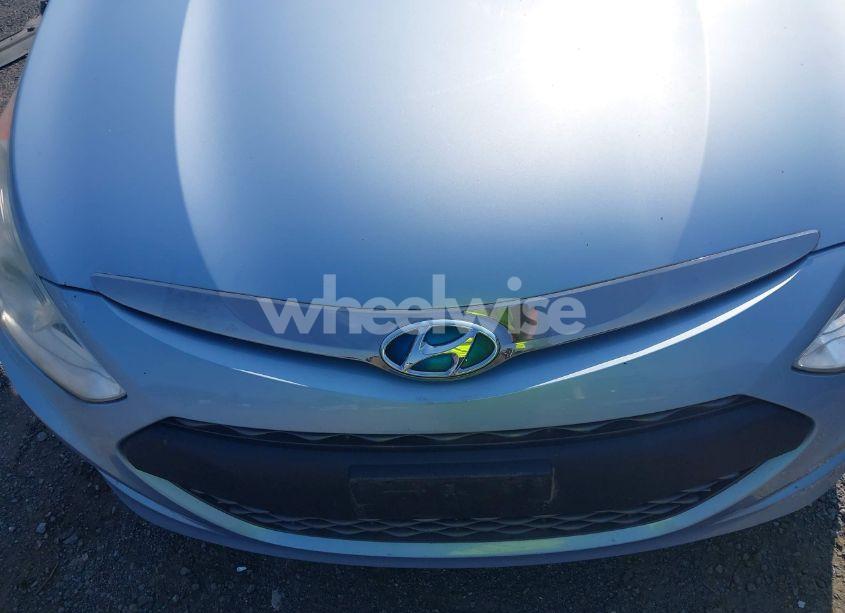 Photo 6 of 2013 Hyundai Sonata HYBRID (VIN KMHEC4A42DA088096)