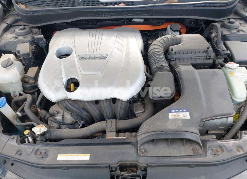 Photo 10 of 2011 Hyundai Sonata HYBRID (VIN KMHEC4A43BA016577)