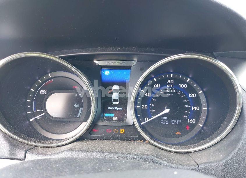 Photo 7 of 2011 Hyundai Sonata HYBRID (VIN KMHEC4A43BA016577)