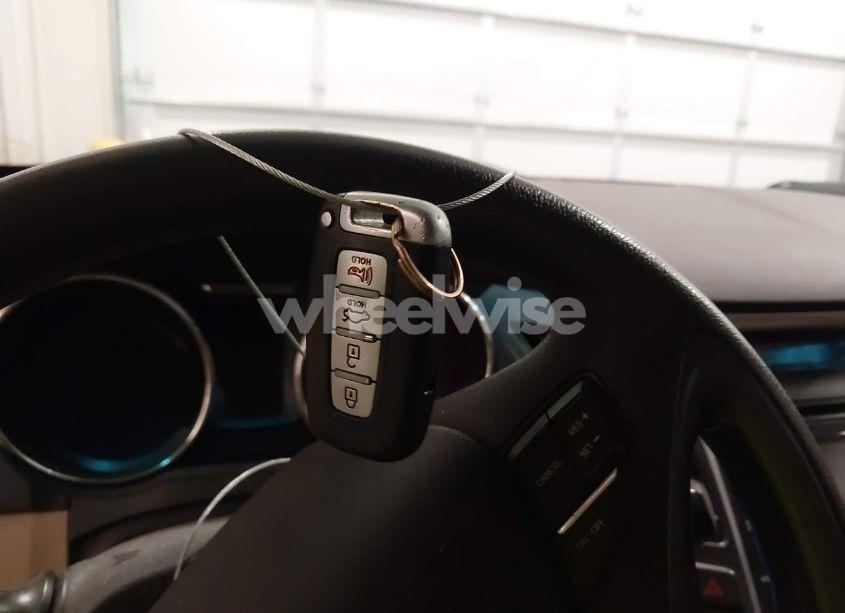 Photo 11 of 2011 Hyundai Sonata HYBRID (VIN KMHEC4A43BA017261)