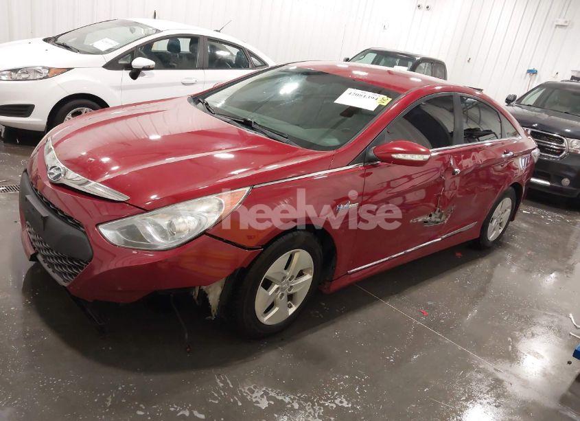 Photo 2 of 2011 Hyundai Sonata HYBRID (VIN KMHEC4A43BA017261)