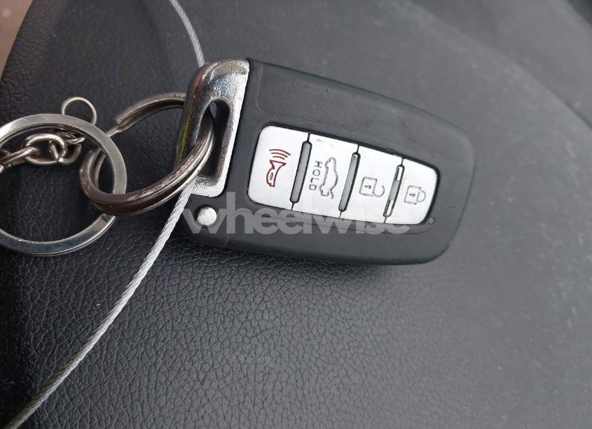 Photo 11 of 2012 Hyundai Sonata HYBRID (VIN KMHEC4A43CA025040)