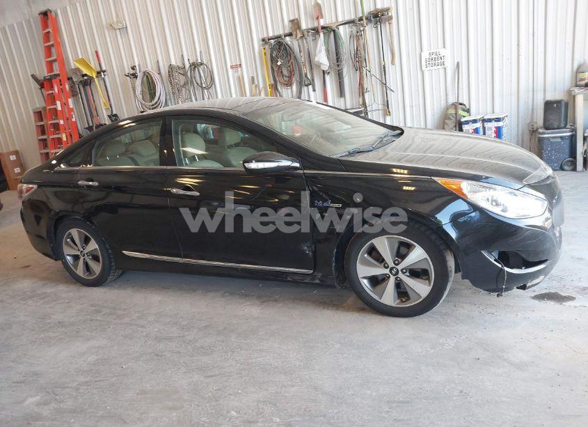 Photo 14 of 2012 Hyundai Sonata HYBRID (VIN KMHEC4A43CA043344)