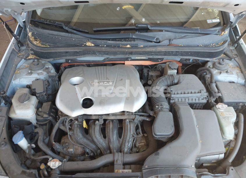 Photo 10 of 2012 Hyundai Sonata HYBRID (VIN KMHEC4A43CA044462)