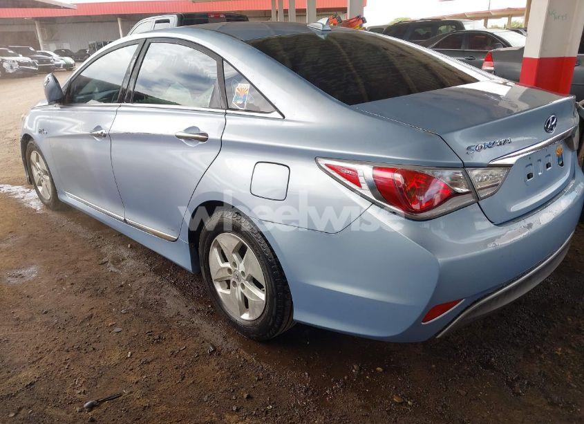 Photo 3 of 2012 Hyundai Sonata HYBRID (VIN KMHEC4A43CA044462)