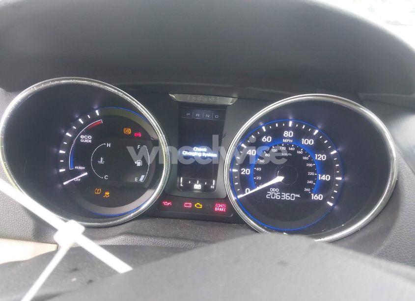 Photo 7 of 2013 Hyundai Sonata HYBRID LIMITED (VIN KMHEC4A43DA068844)