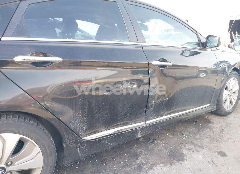 Photo 6 of 2013 Hyundai Sonata HYBRID LIMITED (VIN KMHEC4A43DA097471)