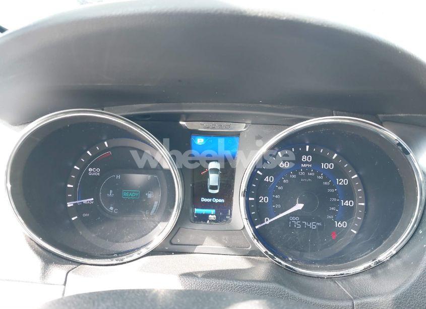 Photo 7 of 2013 Hyundai Sonata HYBRID LIMITED (VIN KMHEC4A43DA097471)