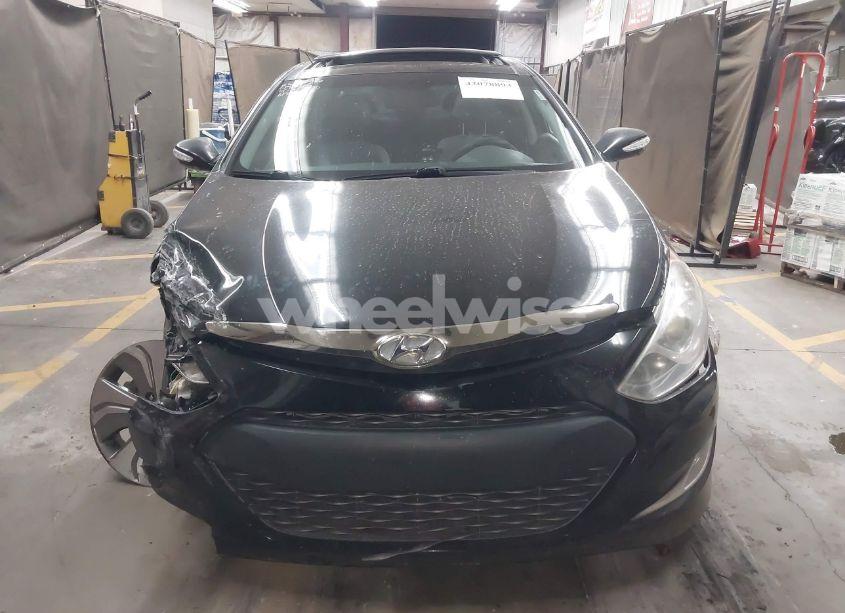 Photo 13 of 2014 Hyundai Sonata HYBRID LIMITED (VIN KMHEC4A43EA116134)