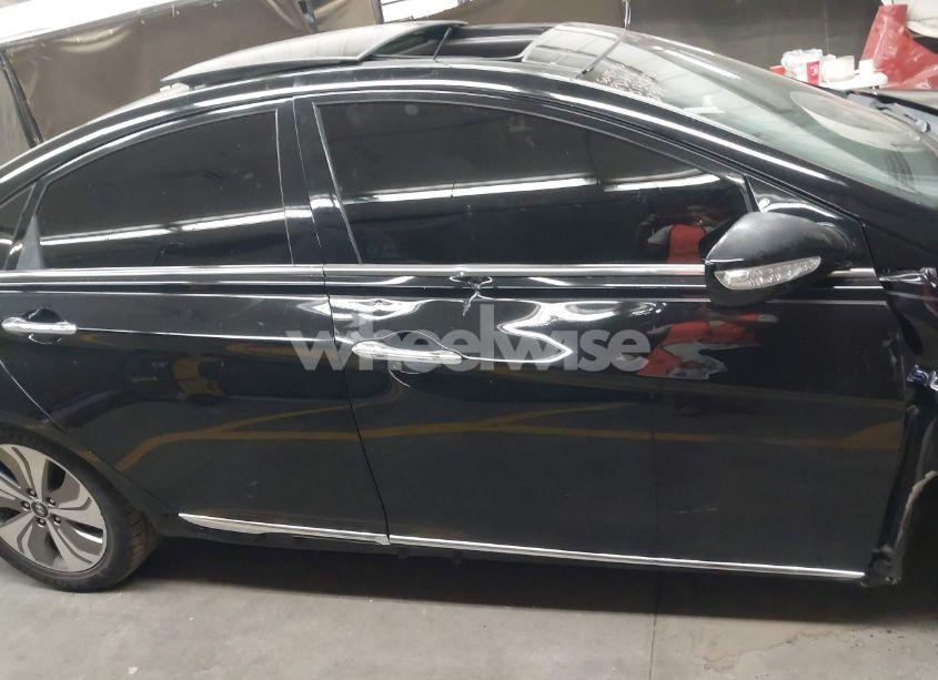 Photo 14 of 2014 Hyundai Sonata HYBRID LIMITED (VIN KMHEC4A43EA116134)