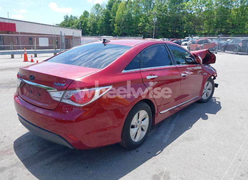 Photo 4 of 2014 Hyundai Sonata HYBRID (VIN KMHEC4A43EA116425)