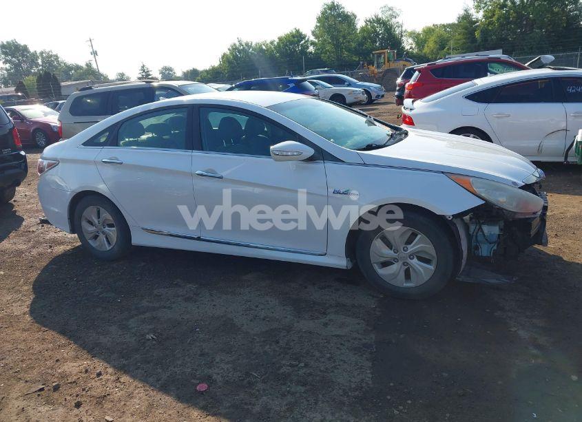 Photo 14 of 2014 Hyundai Sonata HYBRID (VIN KMHEC4A43EA117445)