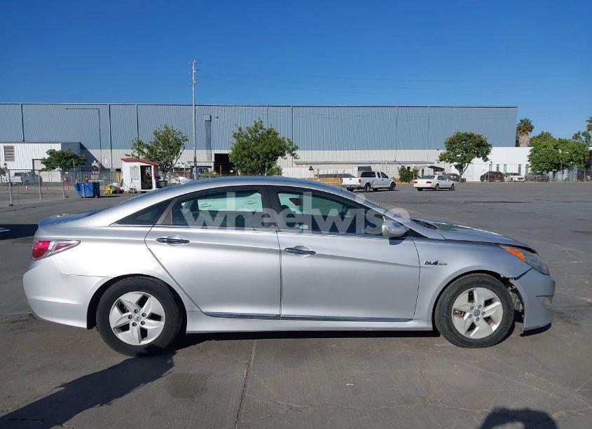 Photo 13 of 2012 Hyundai Sonata HYBRID (VIN KMHEC4A44CA026522)