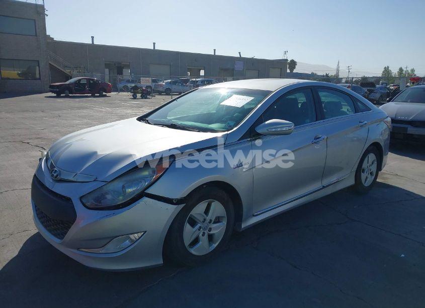 Photo 6 of 2012 Hyundai Sonata HYBRID (VIN KMHEC4A44CA026522)