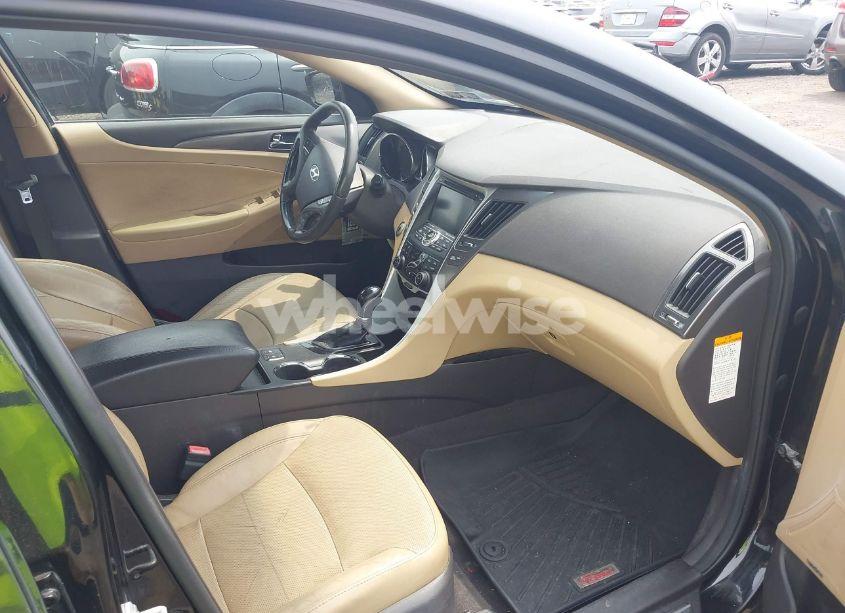 Photo 5 of 2012 Hyundai Sonata HYBRID (VIN KMHEC4A44CA043692)