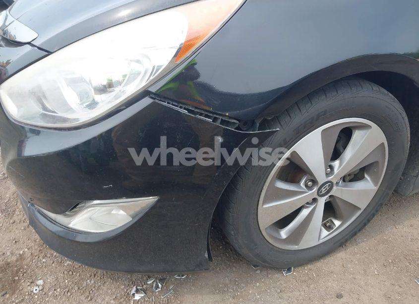 Photo 6 of 2012 Hyundai Sonata HYBRID (VIN KMHEC4A44CA043692)