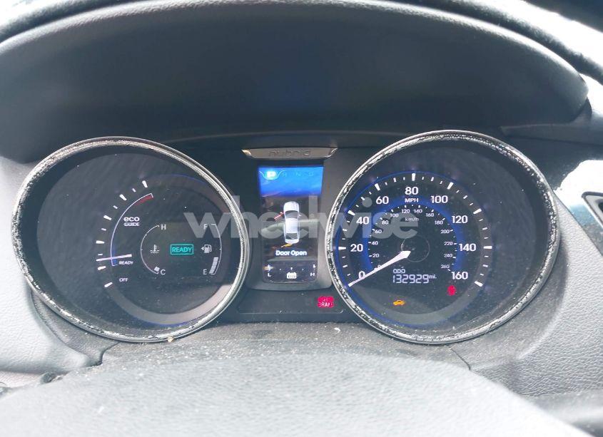 Photo 7 of 2012 Hyundai Sonata HYBRID (VIN KMHEC4A44CA059150)