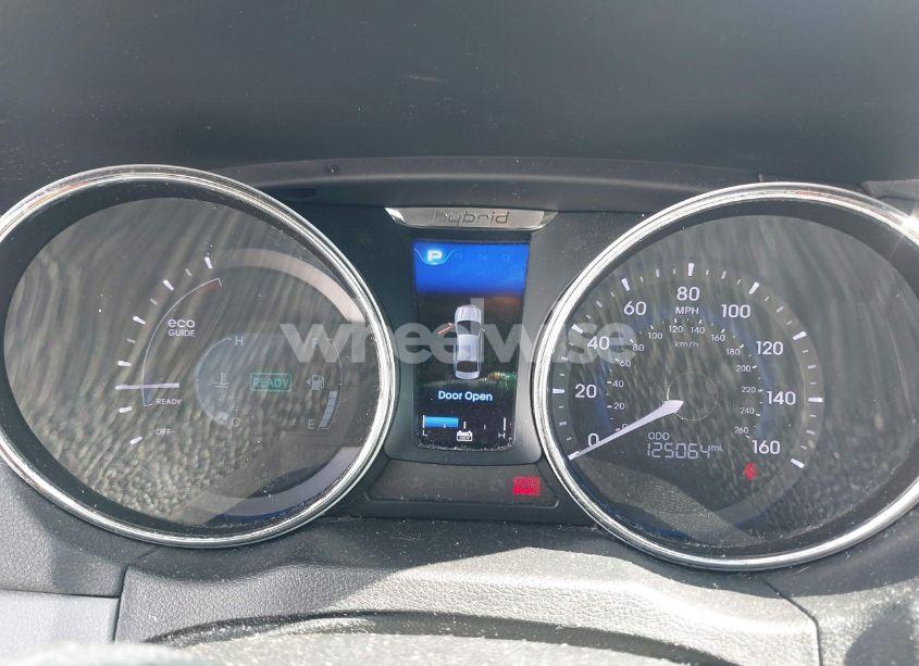 Photo 7 of 2013 Hyundai Sonata HYBRID (VIN KMHEC4A44DA051387)