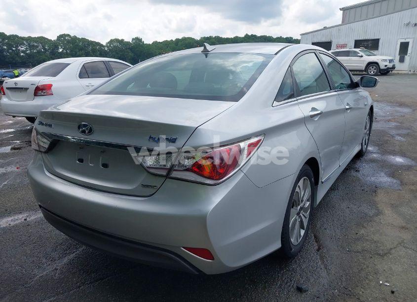 Photo 4 of 2013 Hyundai Sonata HYBRID LIMITED (VIN KMHEC4A44DA100961)