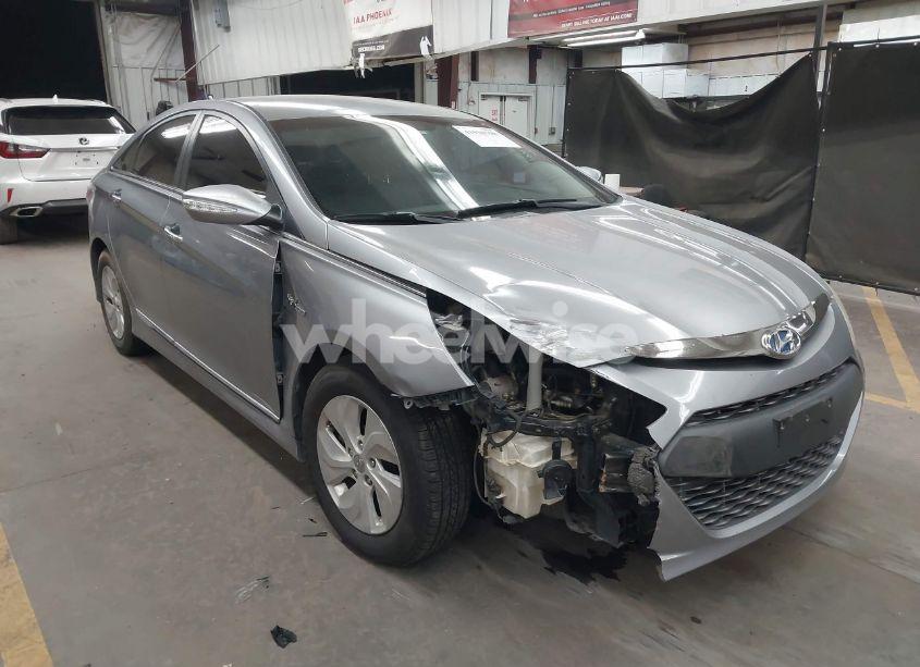 2015 Hyundai Sonata HYBRID (VIN KMHEC4A44FA138550) main photo