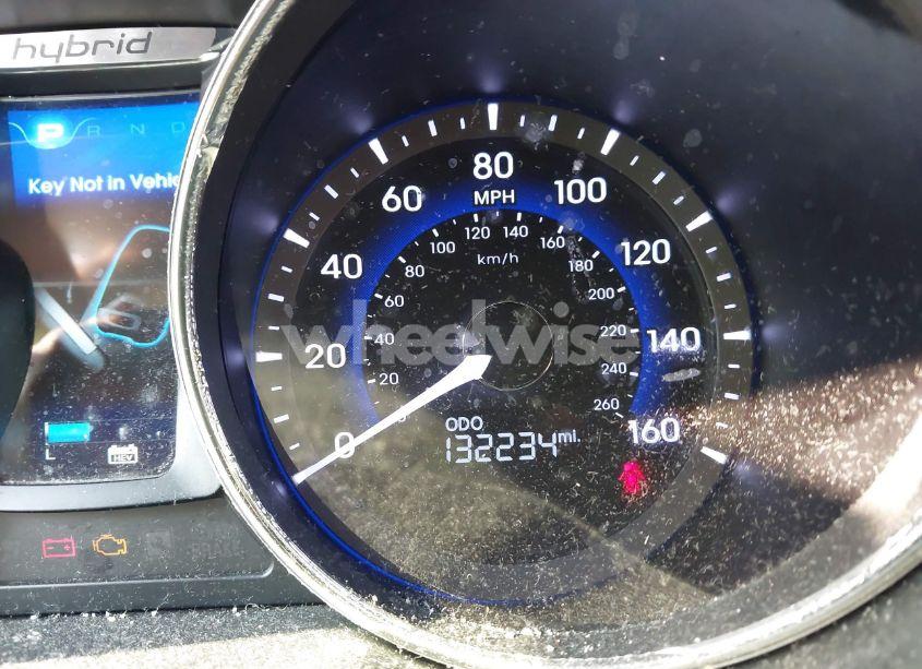 Photo 7 of 2011 Hyundai Sonata HYBRID (VIN KMHEC4A45BA007248)