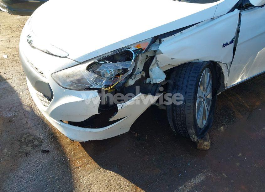 Photo 6 of 2013 Hyundai Sonata HYBRID LIMITED (VIN KMHEC4A45DA050118)