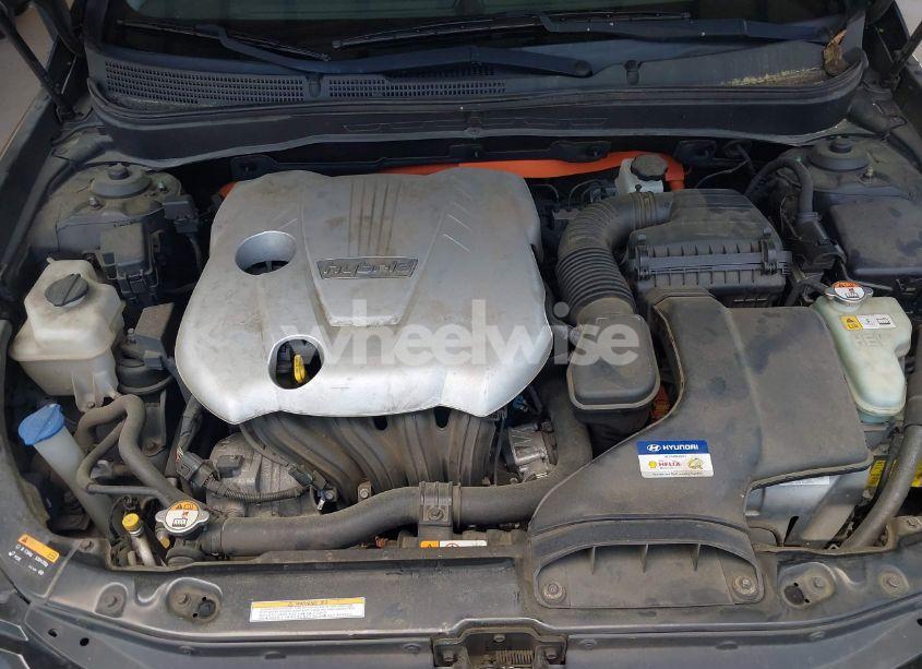 Photo 10 of 2013 Hyundai Sonata HYBRID (VIN KMHEC4A45DA087265)