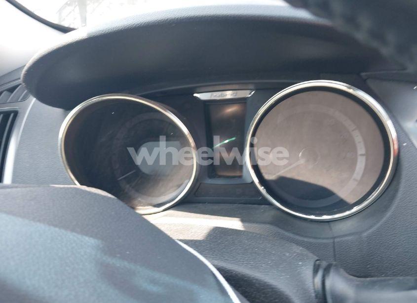 Photo 7 of 2012 Hyundai Sonata HYBRID (VIN KMHEC4A46CA020902)