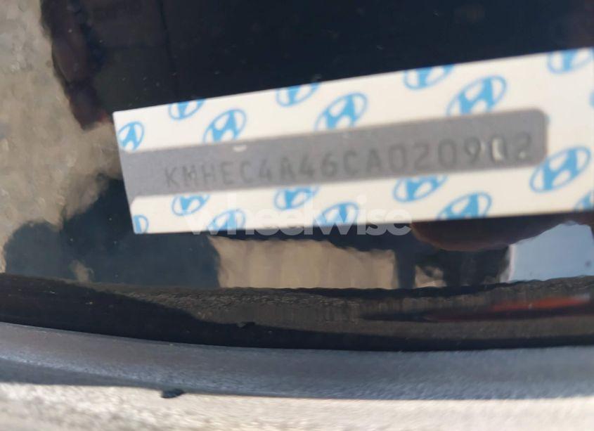 Photo 9 of 2012 Hyundai Sonata HYBRID (VIN KMHEC4A46CA020902)