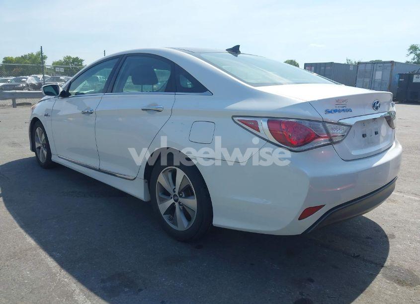 Photo 3 of 2012 Hyundai Sonata HYBRID (VIN KMHEC4A46CA040681)