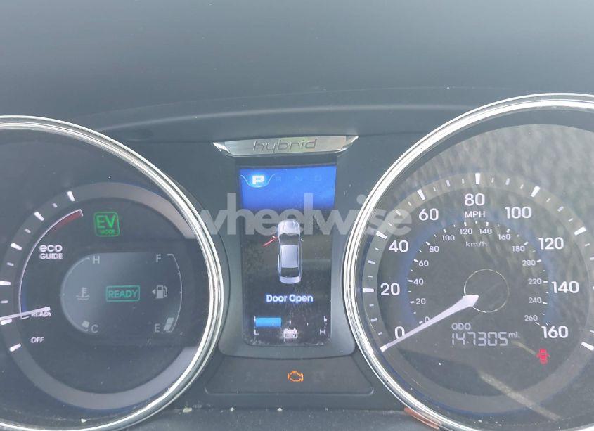 Photo 7 of 2012 Hyundai Sonata HYBRID (VIN KMHEC4A46CA040681)