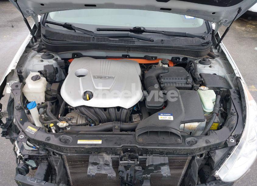 Photo 10 of 2013 Hyundai Sonata HYBRID LIMITED (VIN KMHEC4A46DA086142)