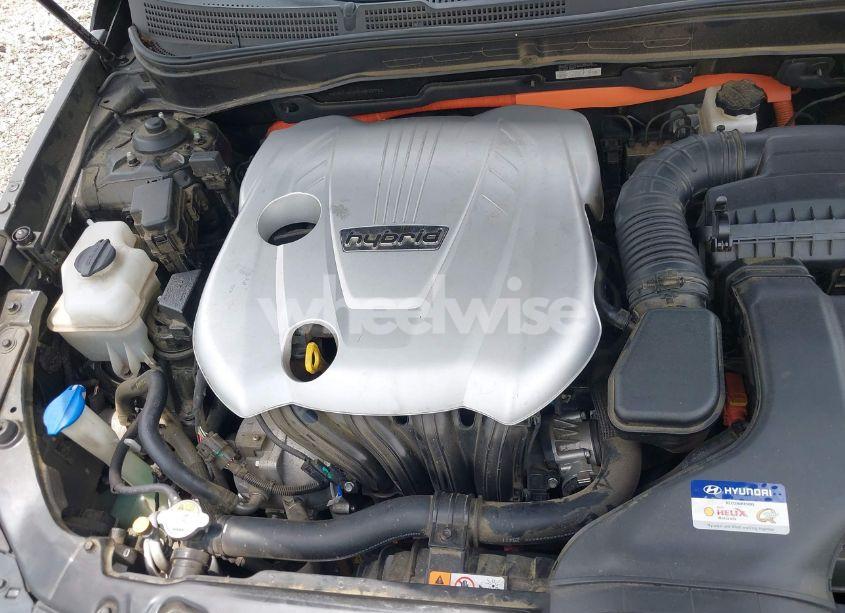 Photo 10 of 2012 Hyundai Sonata HYBRID (VIN KMHEC4A47CA032721)