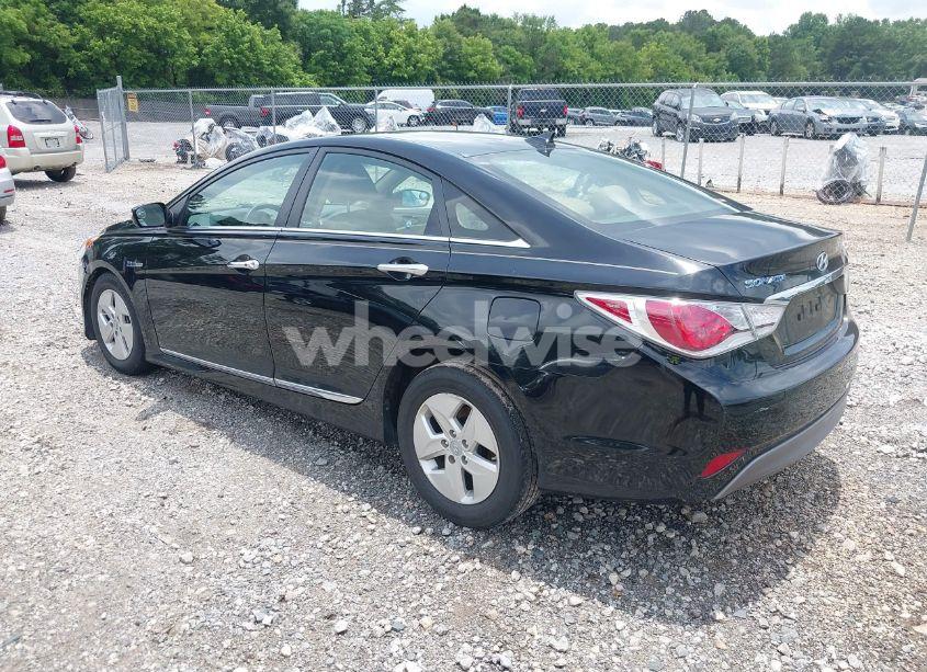 Photo 3 of 2012 Hyundai Sonata HYBRID (VIN KMHEC4A47CA032721)