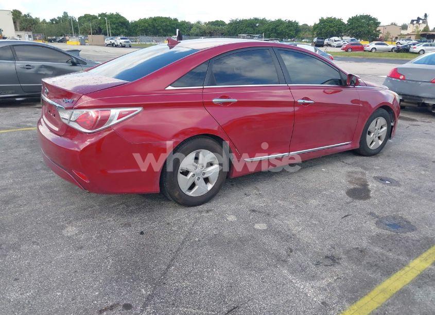 Photo 4 of 2012 Hyundai Sonata HYBRID (VIN KMHEC4A47CA034582)
