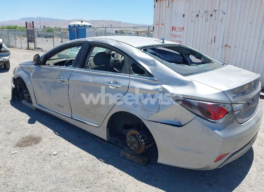 Photo 3 of 2012 Hyundai Sonata HYBRID (VIN KMHEC4A47CA036655)