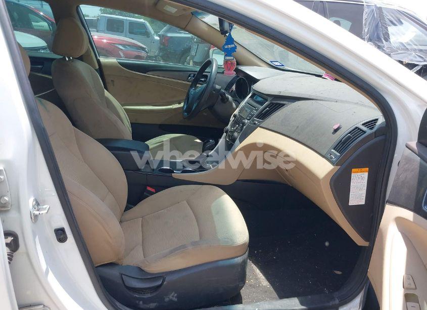 Photo 5 of 2012 Hyundai Sonata HYBRID (VIN KMHEC4A47CA044836)