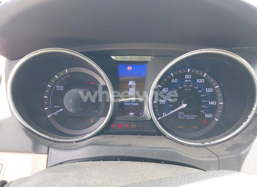 Photo 7 of 2012 Hyundai Sonata HYBRID (VIN KMHEC4A47CA044836)