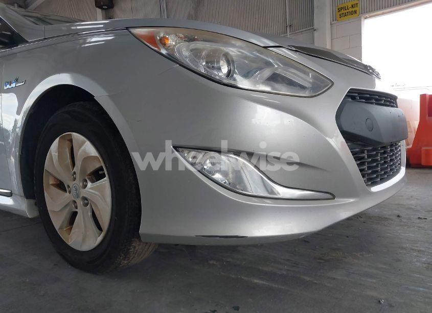Photo 6 of 2014 Hyundai Sonata HYBRID (VIN KMHEC4A47EA109722)