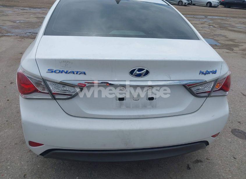 Photo 16 of 2015 Hyundai Sonata HYBRID (VIN KMHEC4A47FA134539)