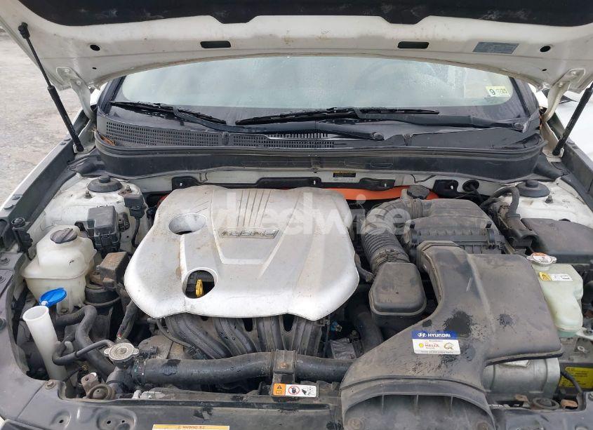 Photo 10 of 2011 Hyundai Sonata HYBRID (VIN KMHEC4A48BA018017)