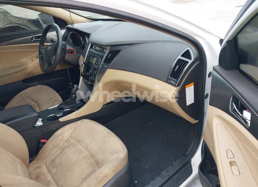 Photo 5 of 2011 Hyundai Sonata HYBRID (VIN KMHEC4A48BA018017)