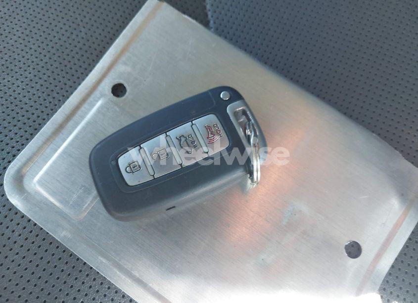 Photo 11 of 2011 Hyundai Sonata HYBRID (VIN KMHEC4A48BA018552)