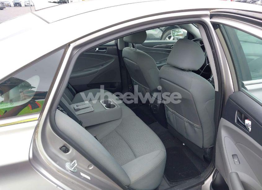 Photo 8 of 2013 Hyundai Sonata HYBRID (VIN KMHEC4A48DA078866)