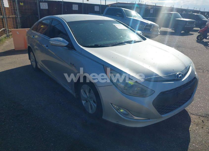 2013 Hyundai Sonata HYBRID (VIN KMHEC4A48DA087759) main photo