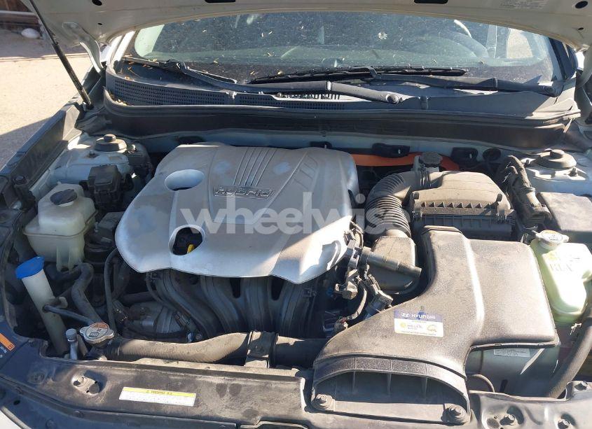 Photo 10 of 2013 Hyundai Sonata HYBRID (VIN KMHEC4A48DA087759)