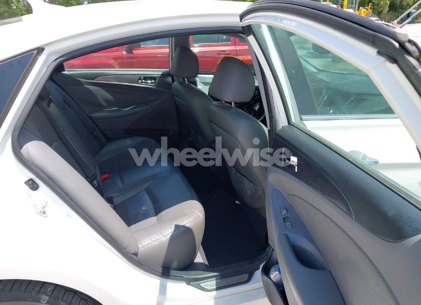 Photo 8 of 2013 Hyundai Sonata HYBRID LIMITED (VIN KMHEC4A48DA098356)